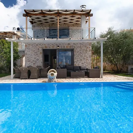 Goudis Angela Villa *