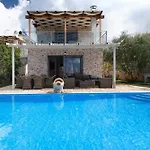 Goudis Angela Villa *